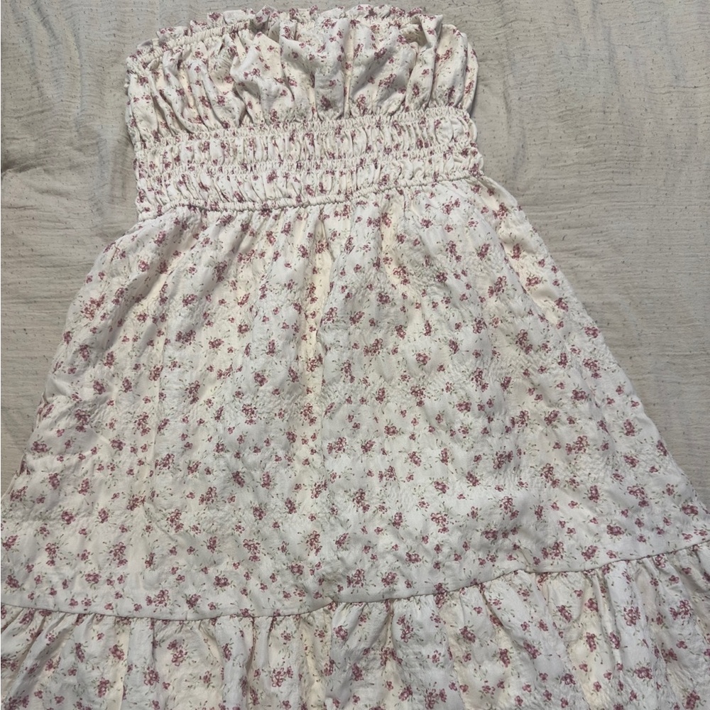 PacSun Strapless Floral Dress - Cream and Pink
